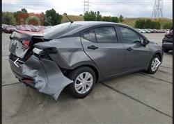 نيسان فيرسا